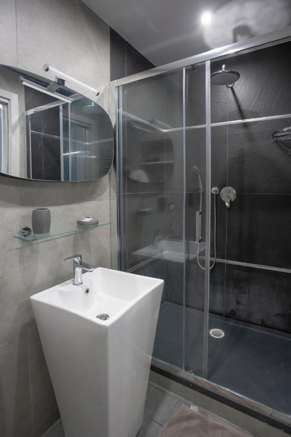 Lounge House Cunfida - San Pietro Apartment Roma Ngoại thất bức ảnh